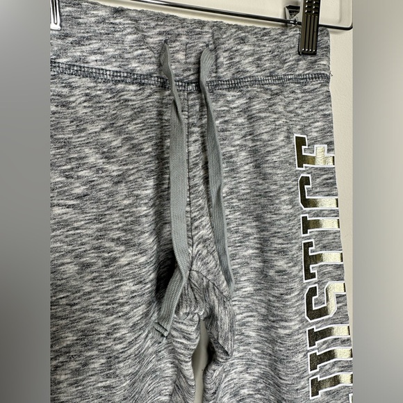 Bundle of 2 Girls Gymboree Hapy Day Embroidered denim and Justice joggers Size 6 - Picture 14 of 16